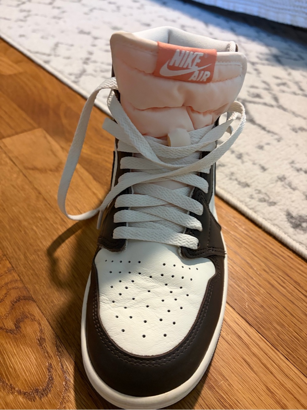 Nike Air Jordan 1 Retro Light Madder Root Women’s 9 - Picture 5 of 7